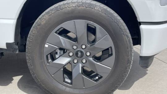 2024 Ford F-150 Lightning 1FTVW3L70RWG01529