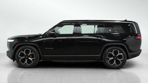 2023 Rivian R1S 7PDSGABA7PN026083