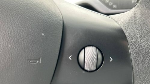 2021 Tesla Model Y 5YJYGDEE2MF304447