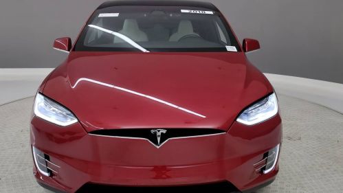 2018 Tesla Model X 5YJXCDE23JF135922