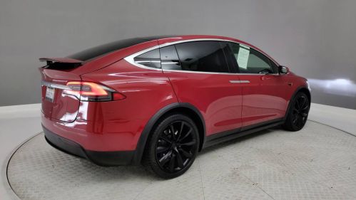 2018 Tesla Model X 5YJXCDE23JF135922