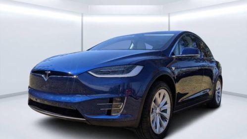 2017 Tesla Model X 5YJXCDE28HF077087