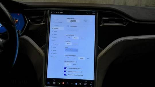 2016 Tesla Model S 5YJSA1E47GF137746