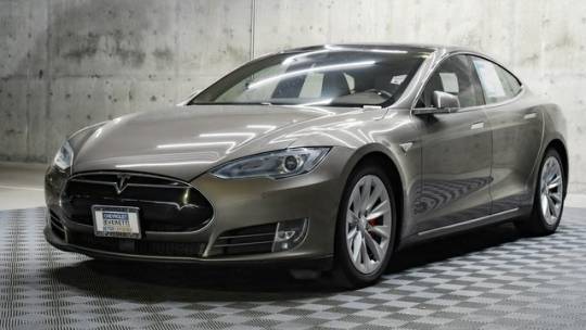 2016 Tesla Model S 5YJSA1E47GF137746