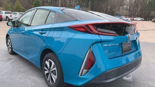 2017 Toyota Prius Prime - Images - 5