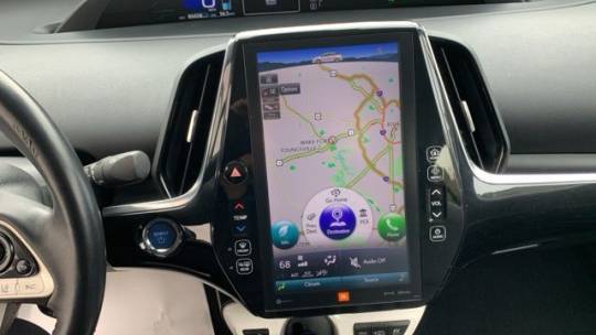 2017 Toyota Prius Prime - Images - 28