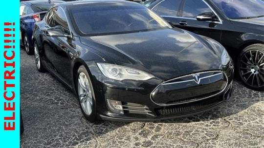 2014 Tesla Model S 5YJSA1H17EFP40310