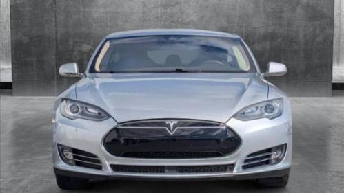 2015 Tesla Model S 5YJSA1H14FF080700