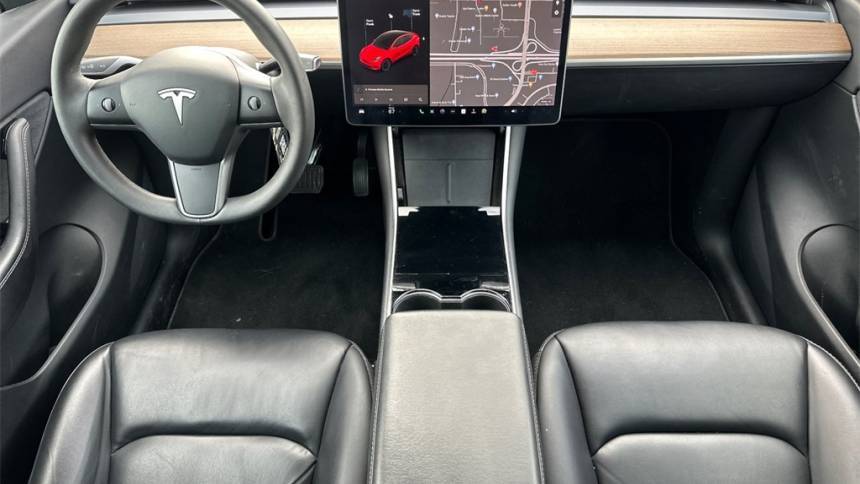 2021 Tesla Model Y 5YJYGDEE1MF076845