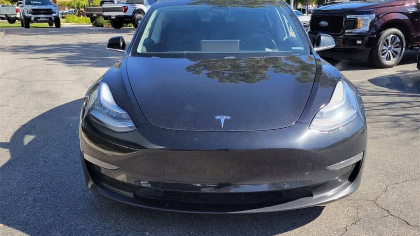 2019 Tesla Model 3 5YJ3E1EB4KF392760