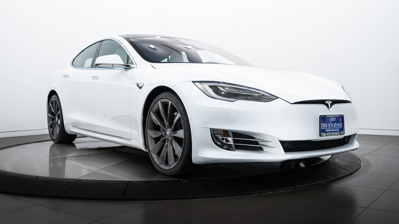 2017 Tesla Model S 5YJSA1E2XHF205456