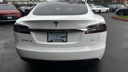 2016 Tesla Model S 5YJSA1E14GF164909