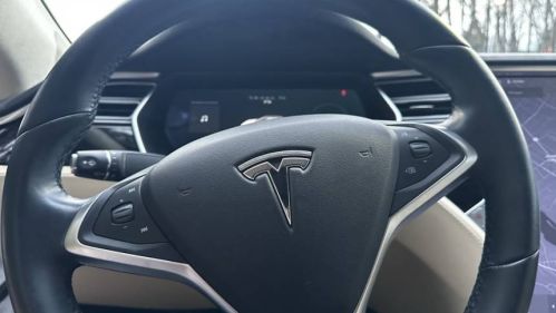 2016 Tesla Model S 5YJSA1E14GF164909