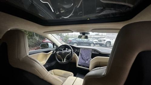 2016 Tesla Model S 5YJSA1E14GF164909