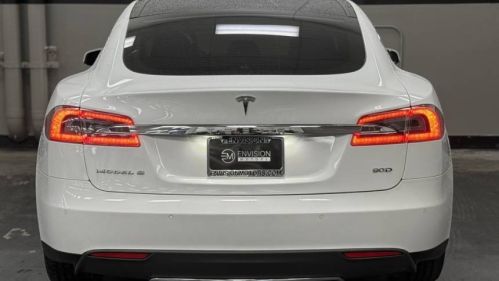 2016 Tesla Model S 5YJSA1E2XGF134936