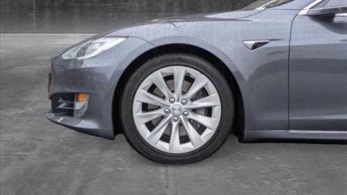 2017 Tesla Model S 5YJSA1E29HF183885