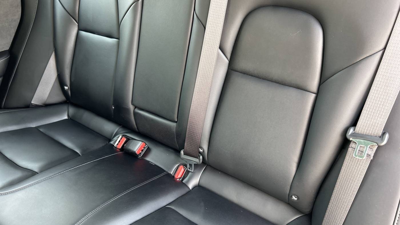 2018 Tesla Model 3 5YJ3E1EA3JF039383