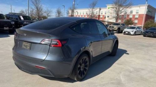 2021 Tesla Model Y 5YJYGDEE2MF080645