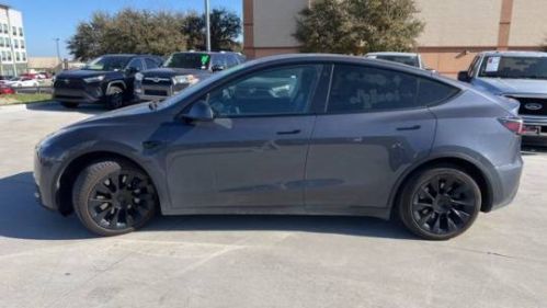 2021 Tesla Model Y 5YJYGDEE2MF080645