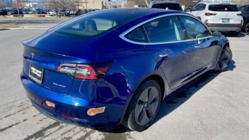 2019 Tesla Model 3 5YJ3E1EB0KF497277