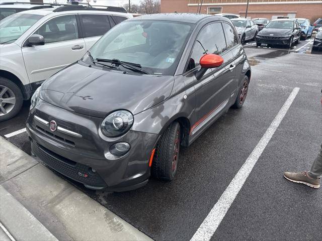 2018 Fiat 500e 3C3CFFGE1JT471857