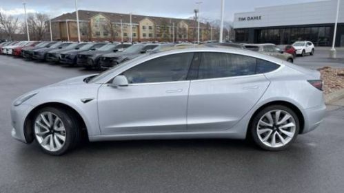 2018 Tesla Model 3 5YJ3E1EB3JF100577