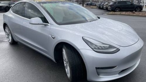 2018 Tesla Model 3 5YJ3E1EB3JF100577