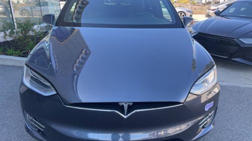 2018 Tesla Model X 5YJXCDE41JF101642