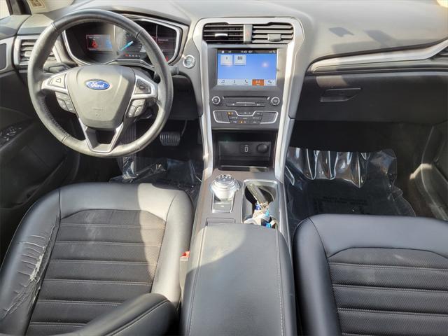 2017 Ford Fusion Energi 3FA6P0H73HR340719