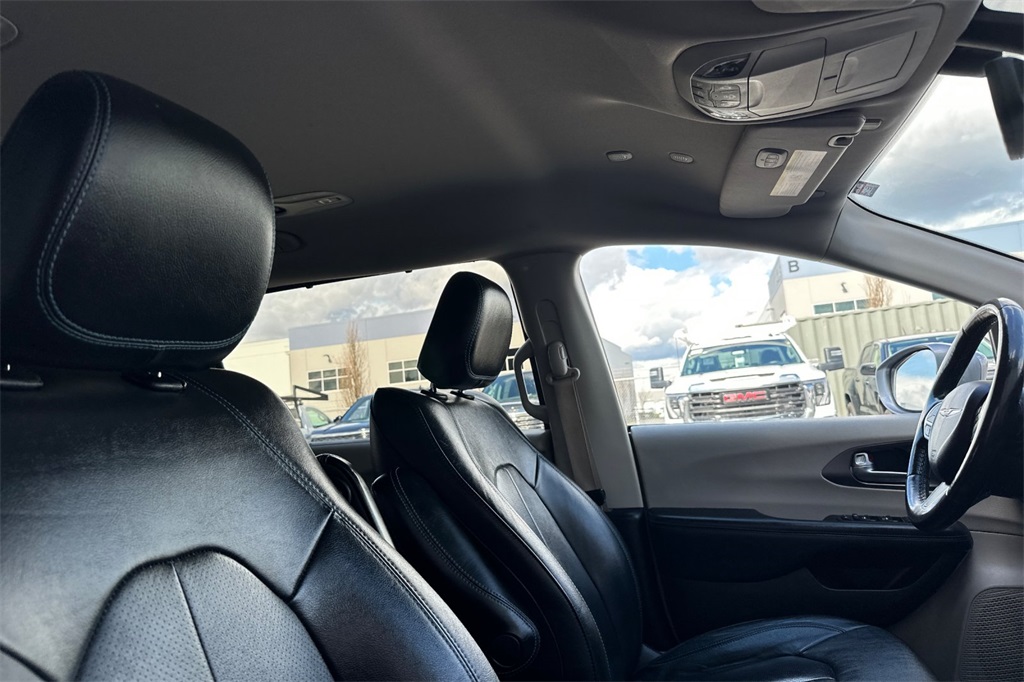 2021 Chrysler Pacifica 2C4RC1BG2MR527368
