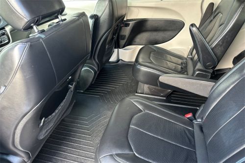 2021 Chrysler Pacifica 2C4RC1BG2MR527368