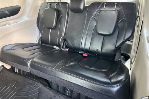 2021 Chrysler Pacifica 2C4RC1BG2MR527368