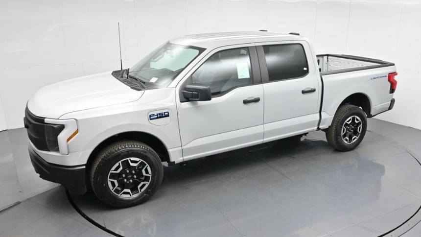 2024 Ford F-150 Lightning 1FT6W1B76RWG32830