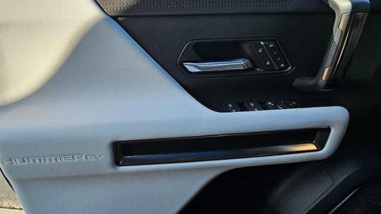 2024 GMC HUMMER EV SUV 1GKB0SDC8RU108935