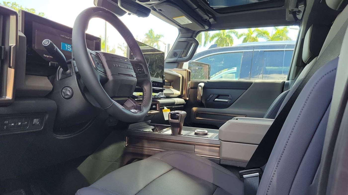 2025 GMC HUMMER EV SUV 1GKT0NDE8SU114960