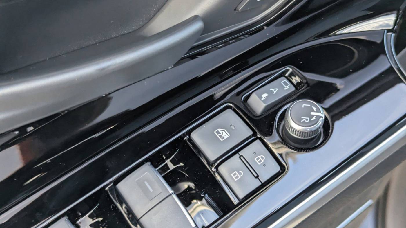 2024 Subaru Solterra JTMABABAXRA089545