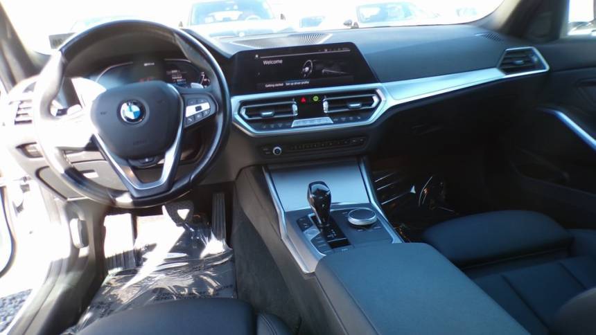 2021 BMW 3 Series - Images - 6