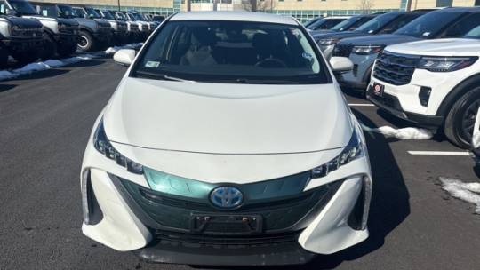 2018 Toyota Prius Prime JTDKARFP3J3086256