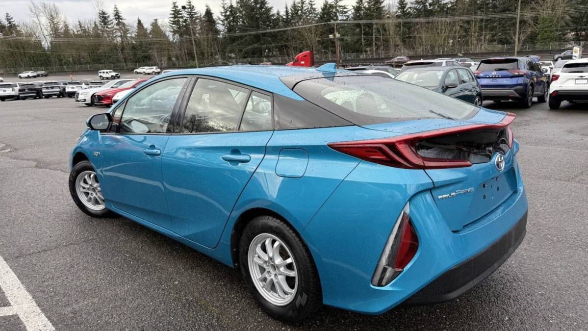 2018 Toyota Prius Prime - Images - 6