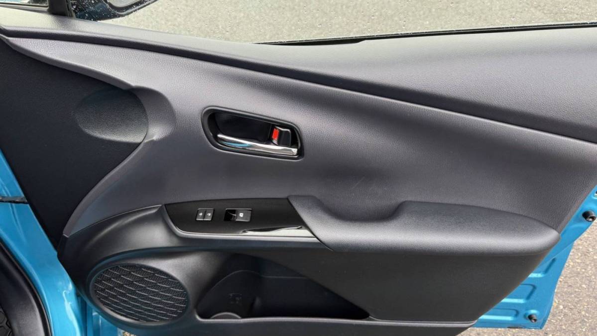 2018 Toyota Prius Prime - Images - 7