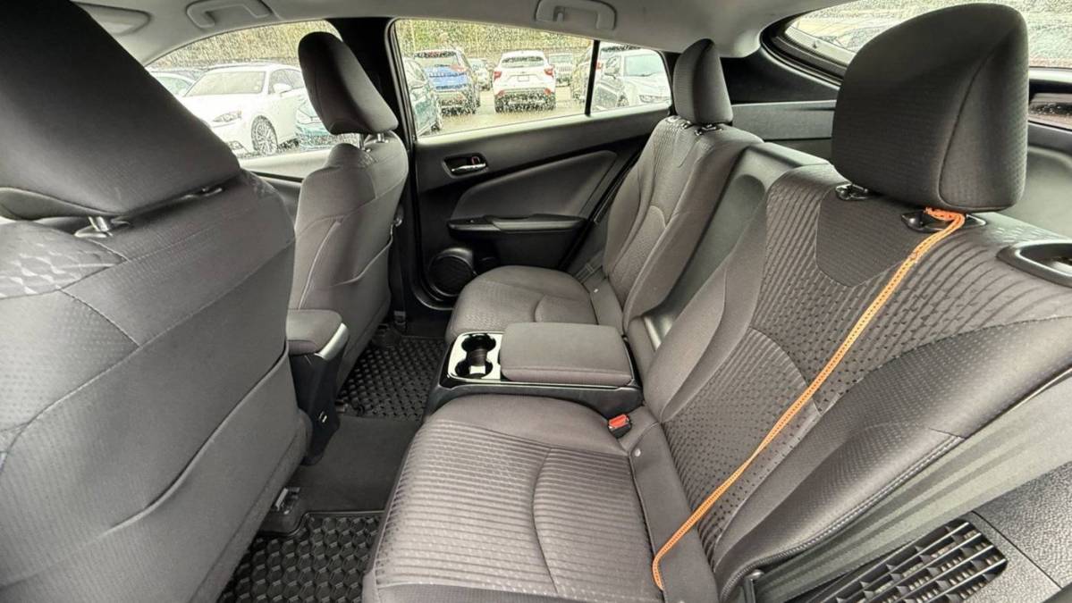 2018 Toyota Prius Prime - Images - 14