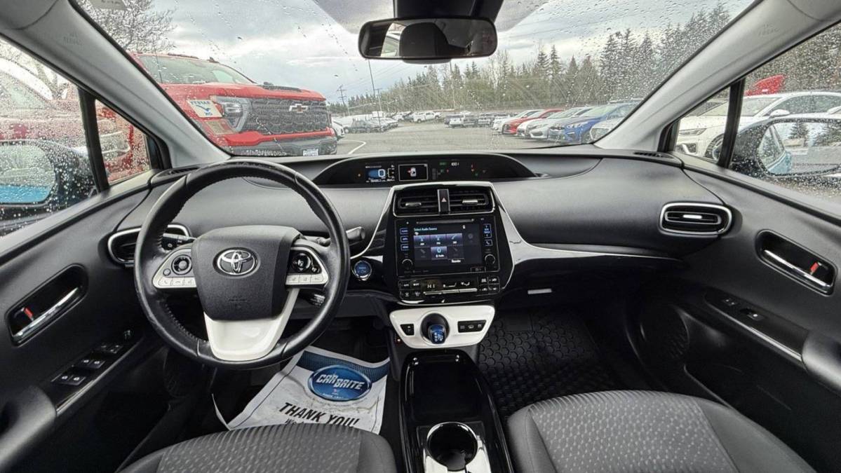 2018 Toyota Prius Prime - Images - 15