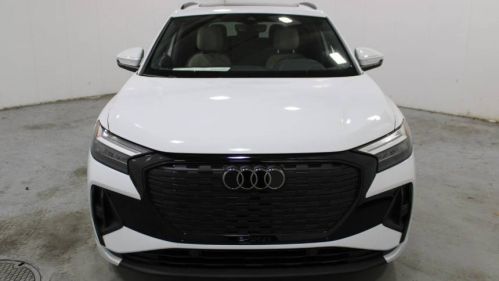 2025 Audi Q4 e-tron WA1LUBFZXSP014012