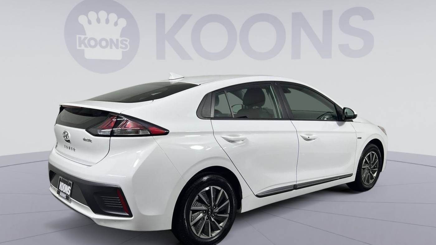 2020 Hyundai IONIQ KMHC75LJ8LU060840