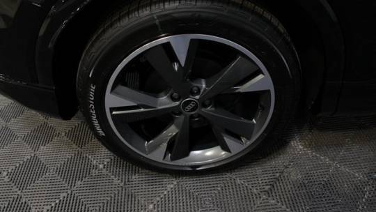 2025 Audi Q4 e-tron WA1LUBFZ8SP023310