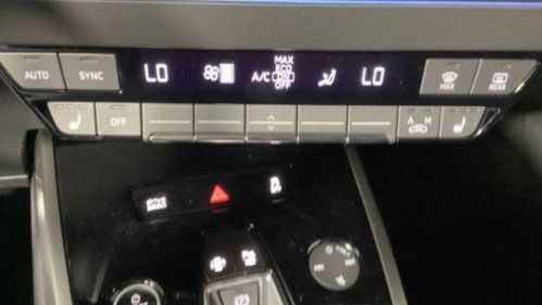 2024 Audi Q4 e-tron WA1LUBFZ0RP069031