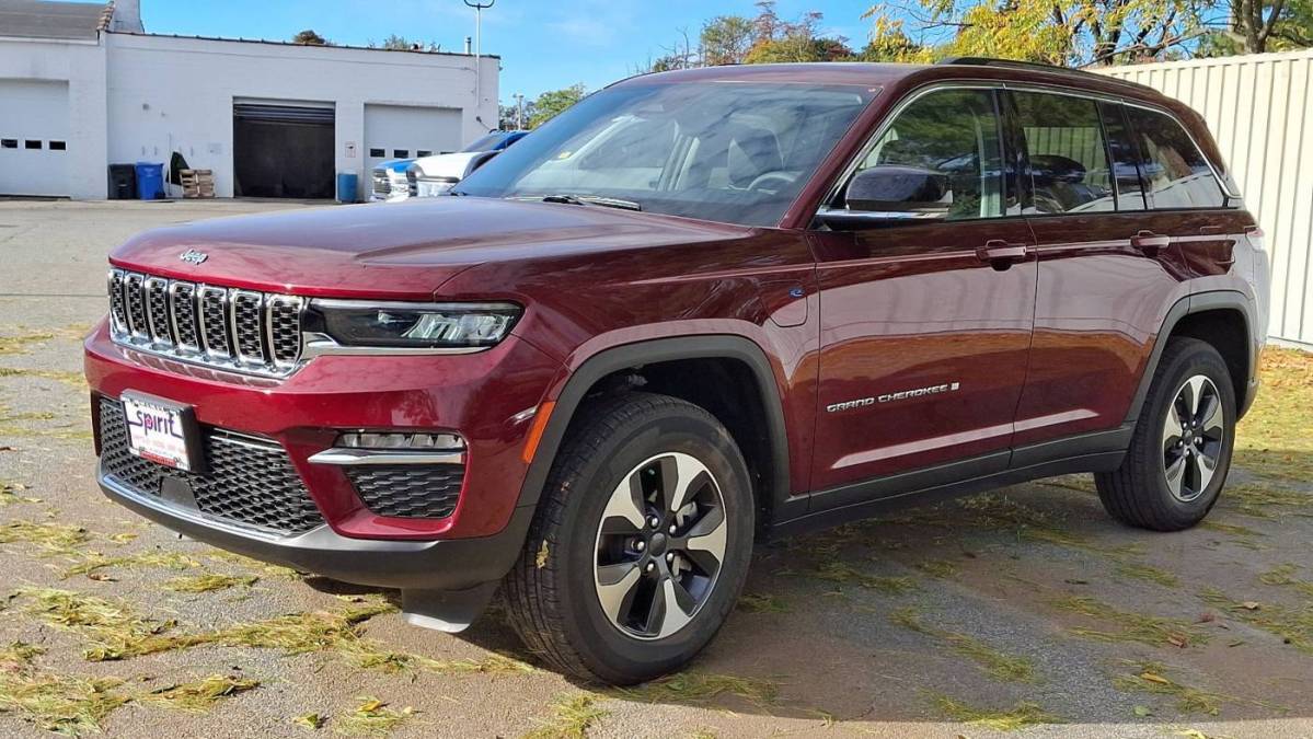 2023 Jeep Grand Cherokee 1C4RJYB68PC664771