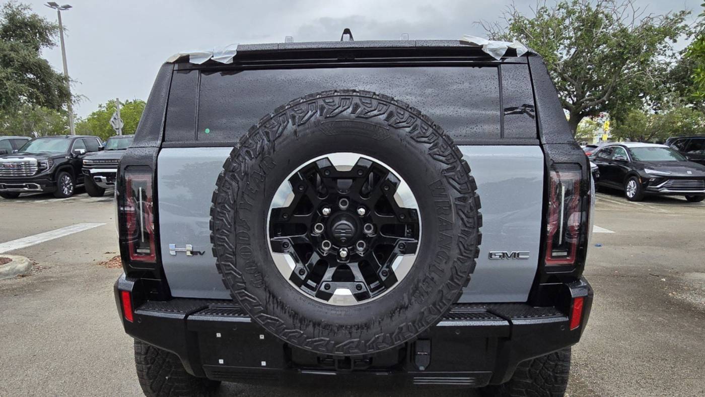 2025 GMC HUMMER EV SUV 1GKB0RDC3SU102166