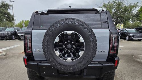 2025 GMC HUMMER EV SUV 1GKB0RDC3SU102166