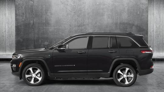 2025 Jeep Grand Cherokee 1C4RJYB60S8687893